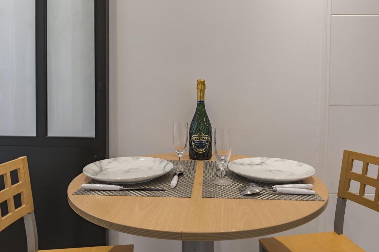 Hypercentre - Coup De Coeur - Patio Apartment Troyes Luaran gambar